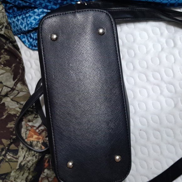 HOST PICK Kate Spade New York - Picture 3 of 4